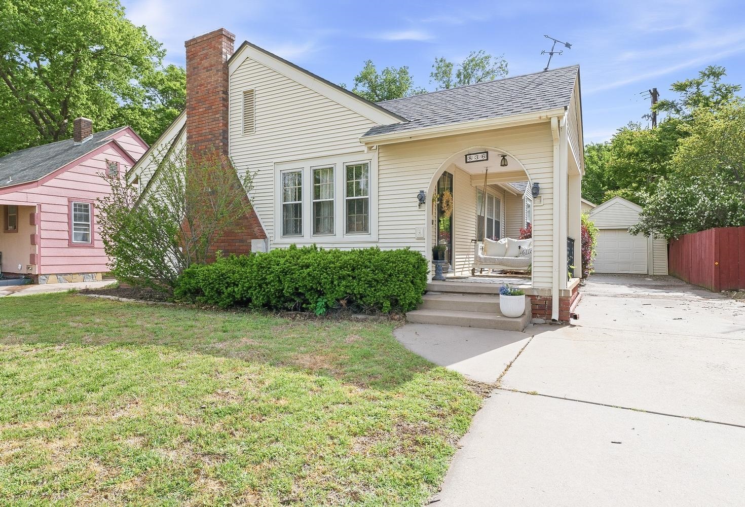 836 S Madison Avenue Wichita KS 67211