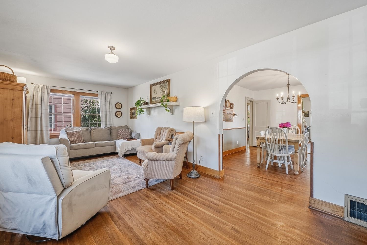 836 S Madison Avenue Wichita KS 67211
