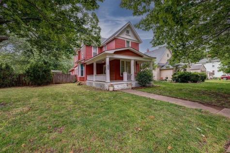 1423 Fuller Winfield KS 67156
