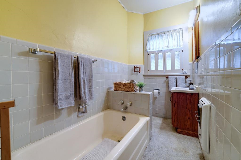 1423 Fuller Winfield KS 67156