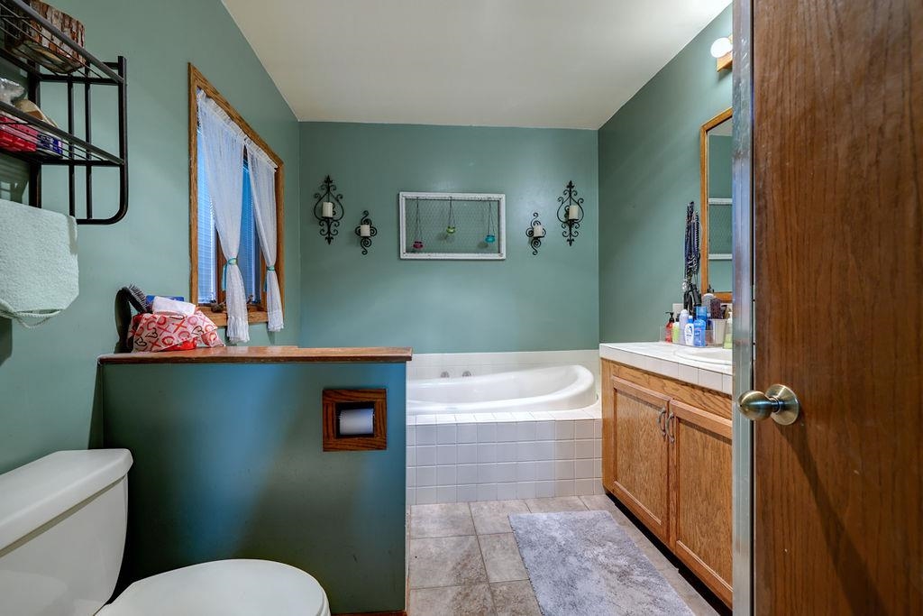 1423 Fuller Winfield KS 67156
