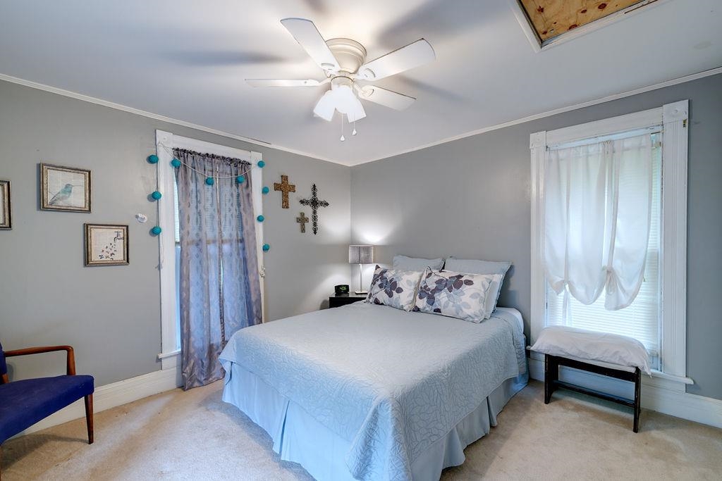 1423 Fuller Winfield KS 67156