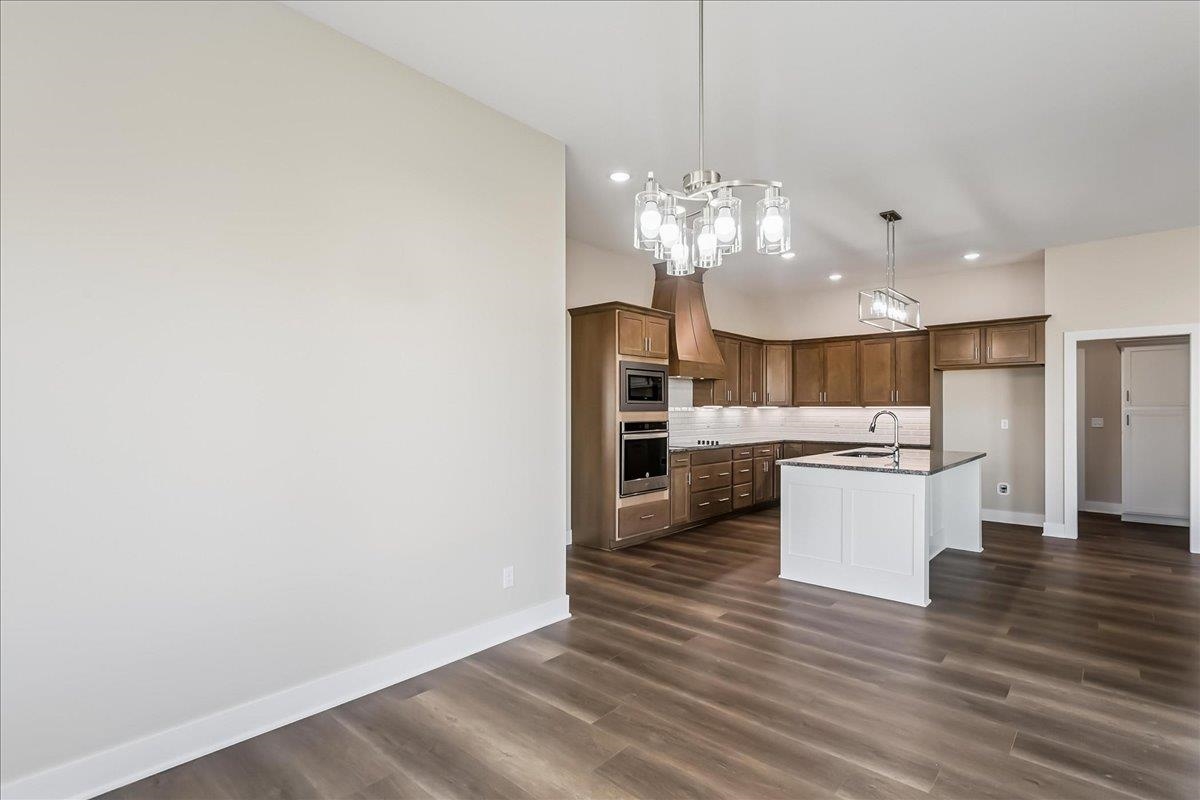1530 E Appleton Street Valley Center KS 67147