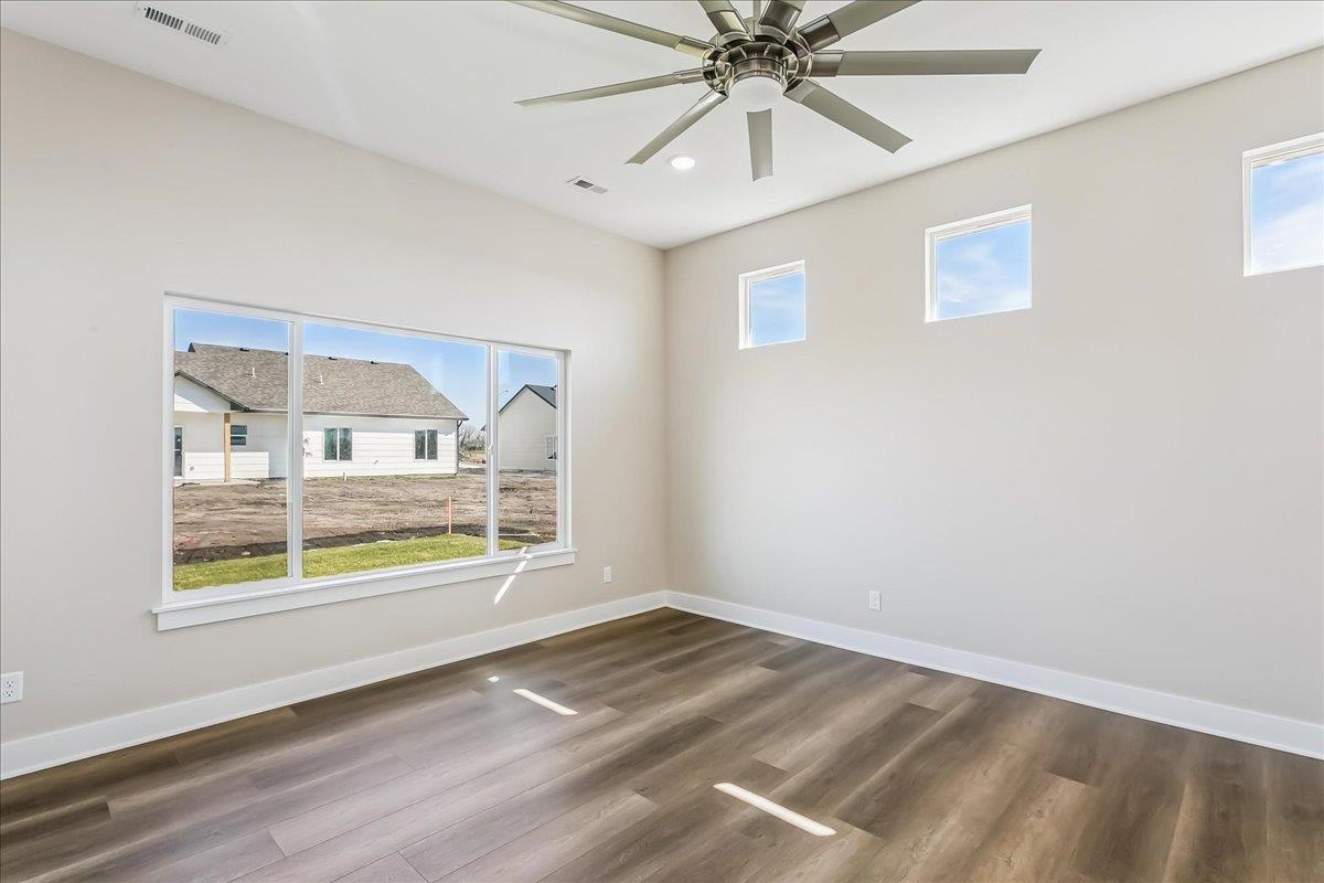 1530 E Appleton Street Valley Center KS 67147