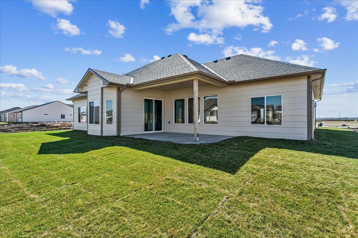 1530 E Appleton Street Valley Center KS 67147