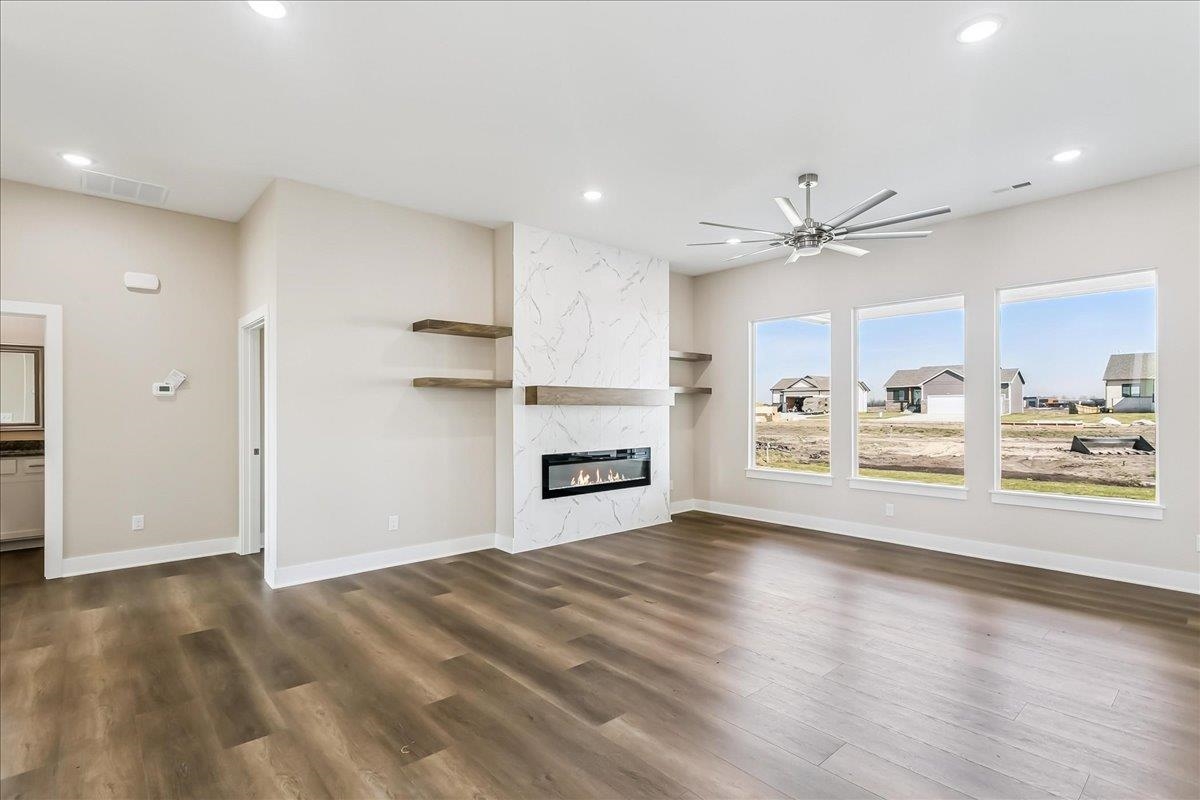 1530 E Appleton Street Valley Center KS 67147