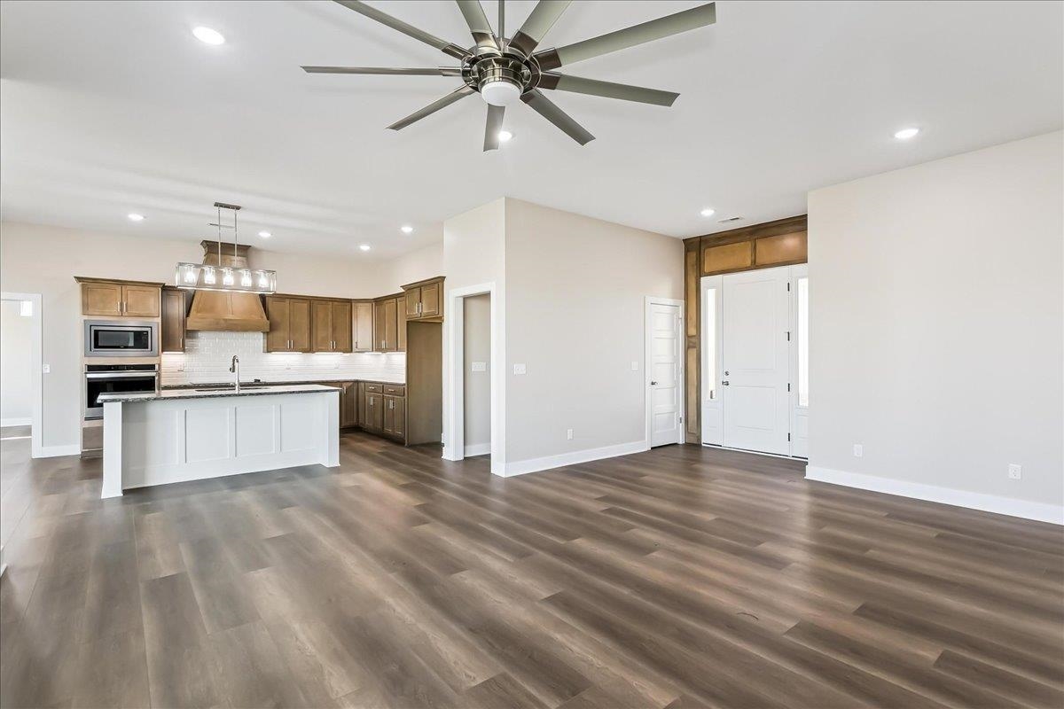 1530 E Appleton Street Valley Center KS 67147