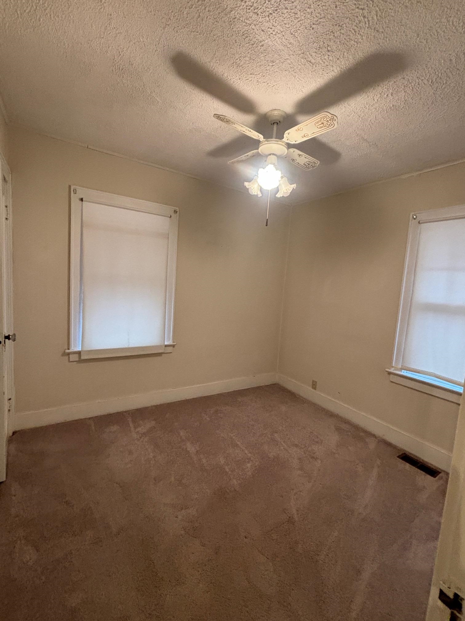 626 SE 5th Newton KS 67114
