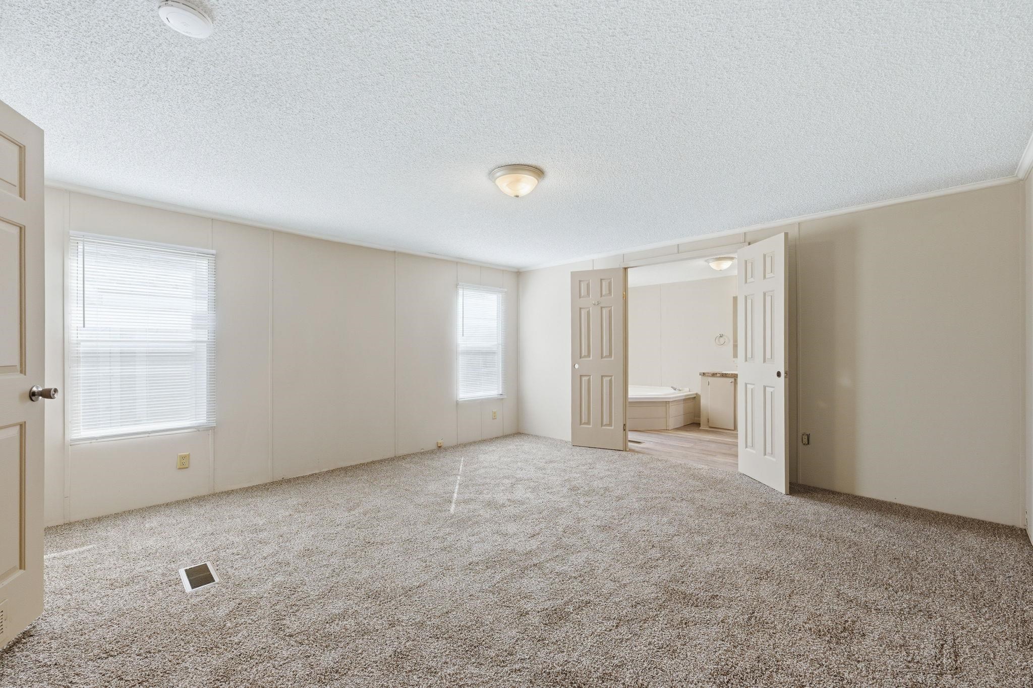 818 W 81st Street S Haysville KS 67060