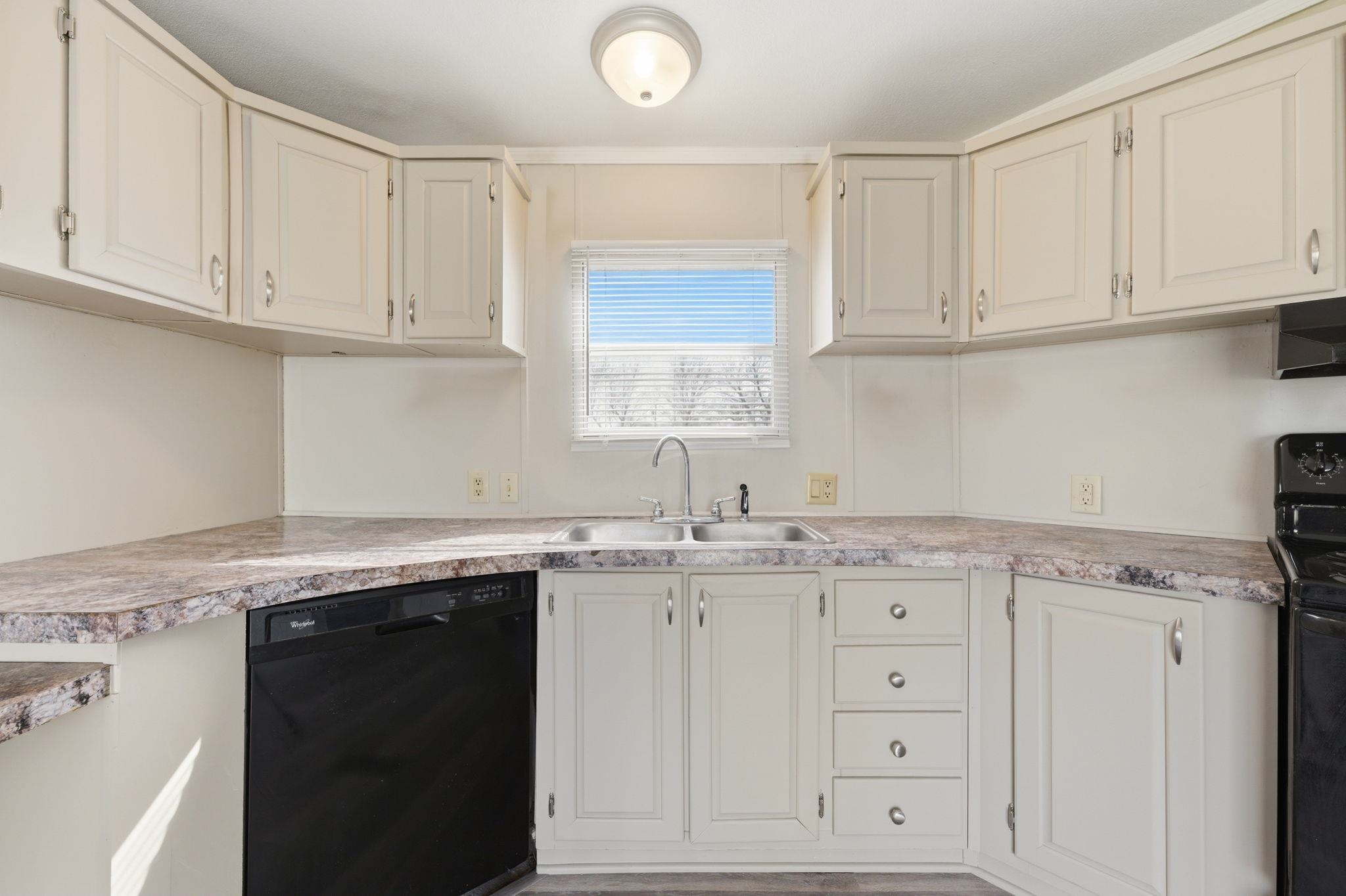 818 W 81st Street S Haysville KS 67060