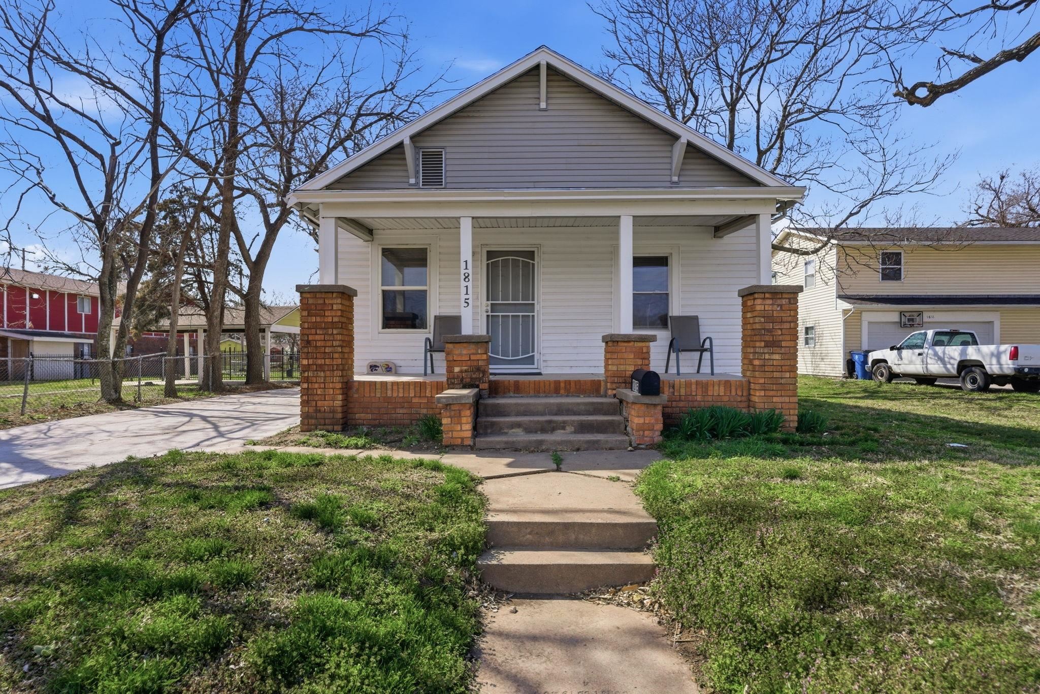 1815 S Hydraulic Street Wichita KS 67211