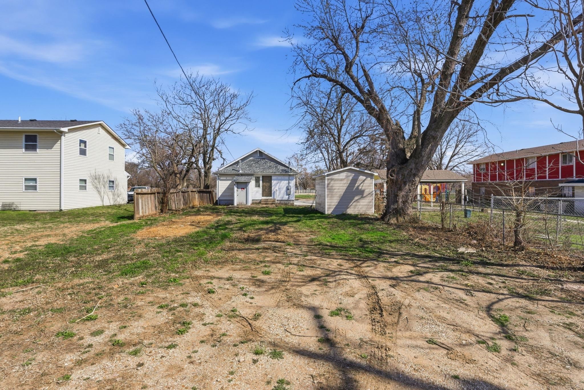 1815 S Hydraulic Street Wichita KS 67211