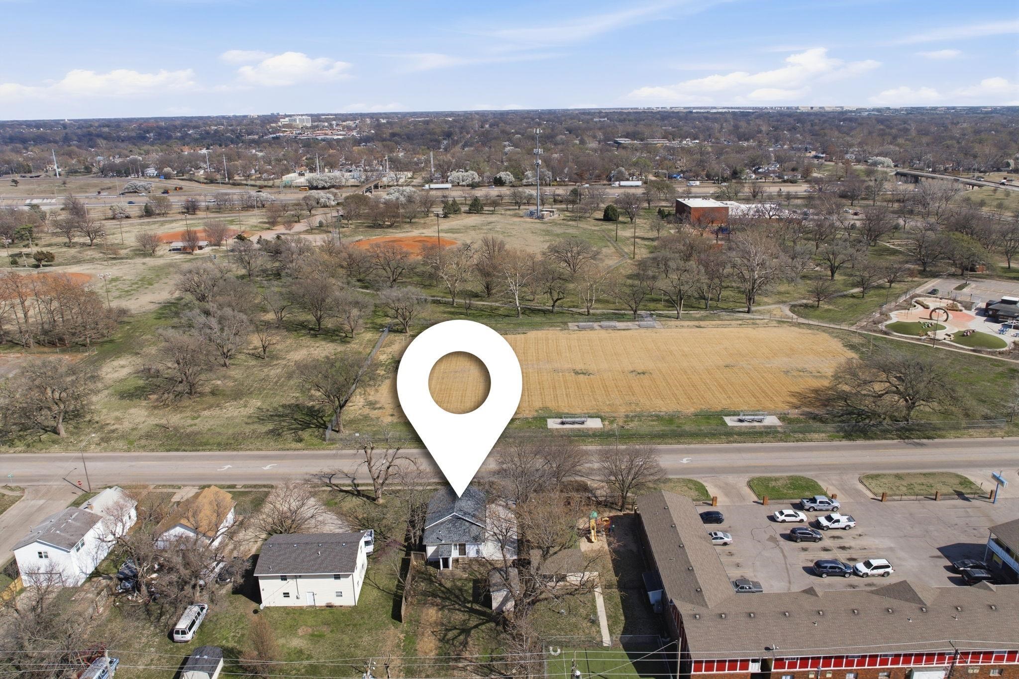 1815 S Hydraulic Street Wichita KS 67211