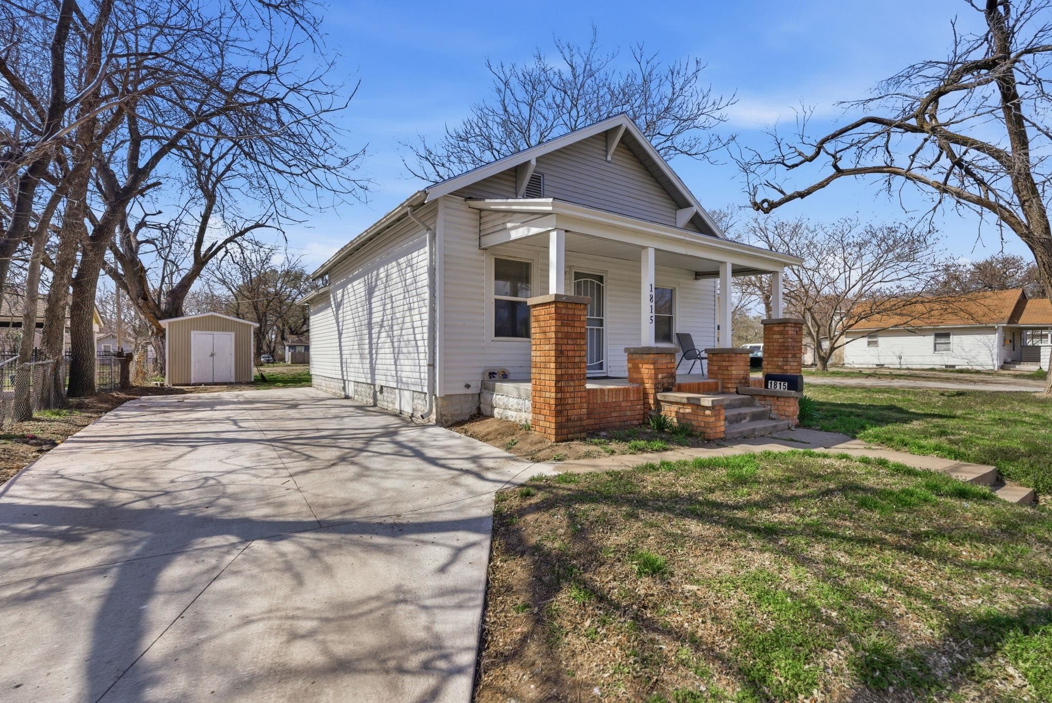 1815 S Hydraulic Street Wichita KS 67211