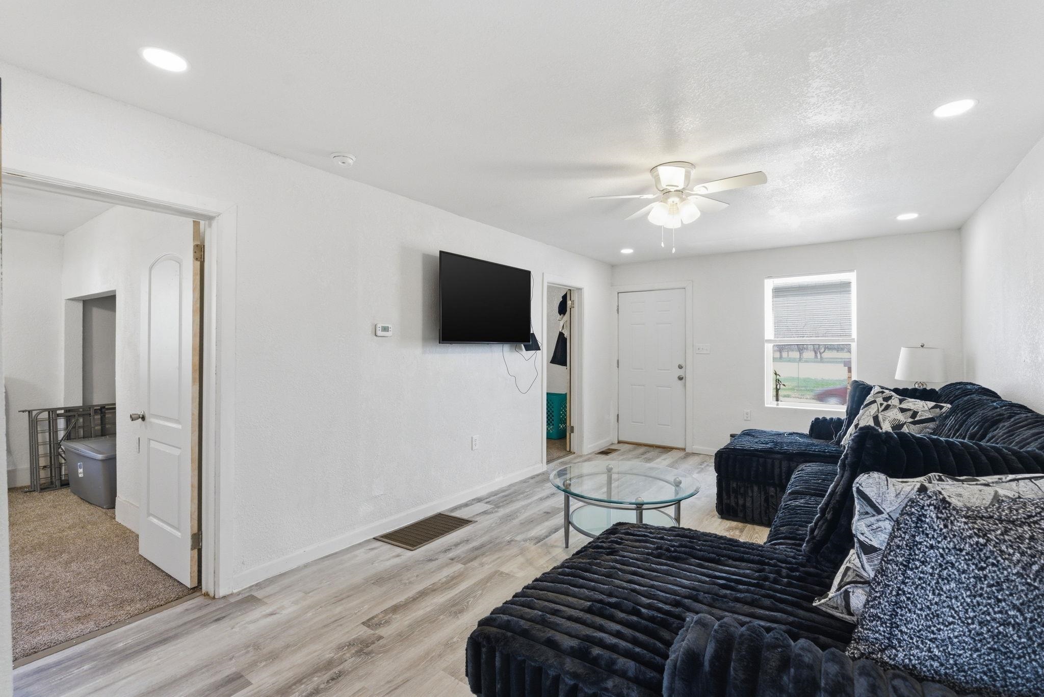 1815 S Hydraulic Street Wichita KS 67211