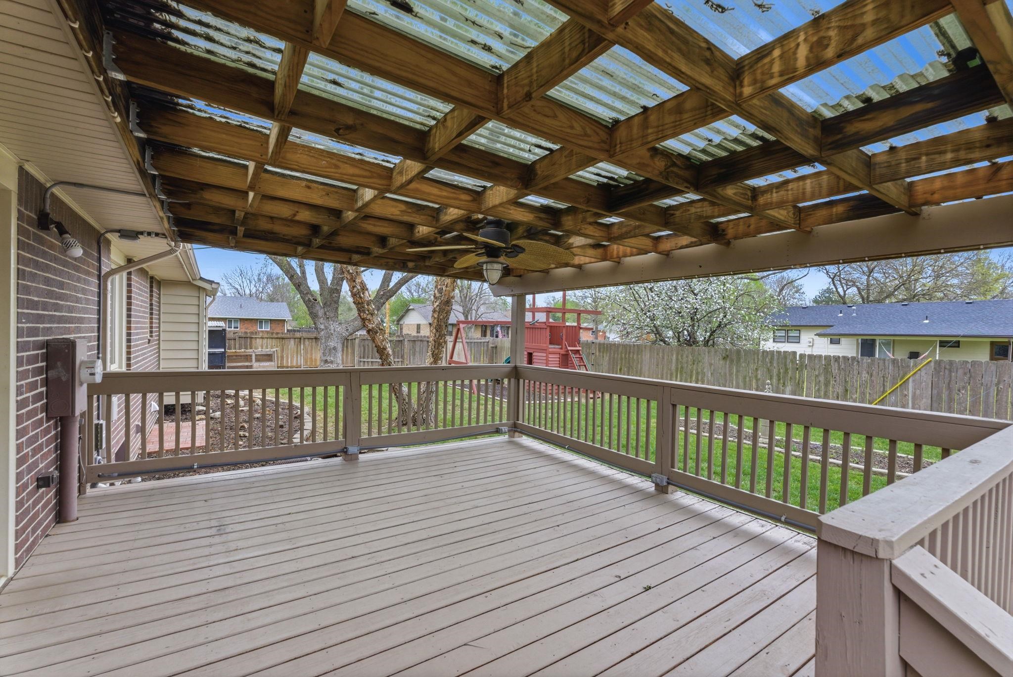 1615 N Holland Lane Wichita KS 67212-1572