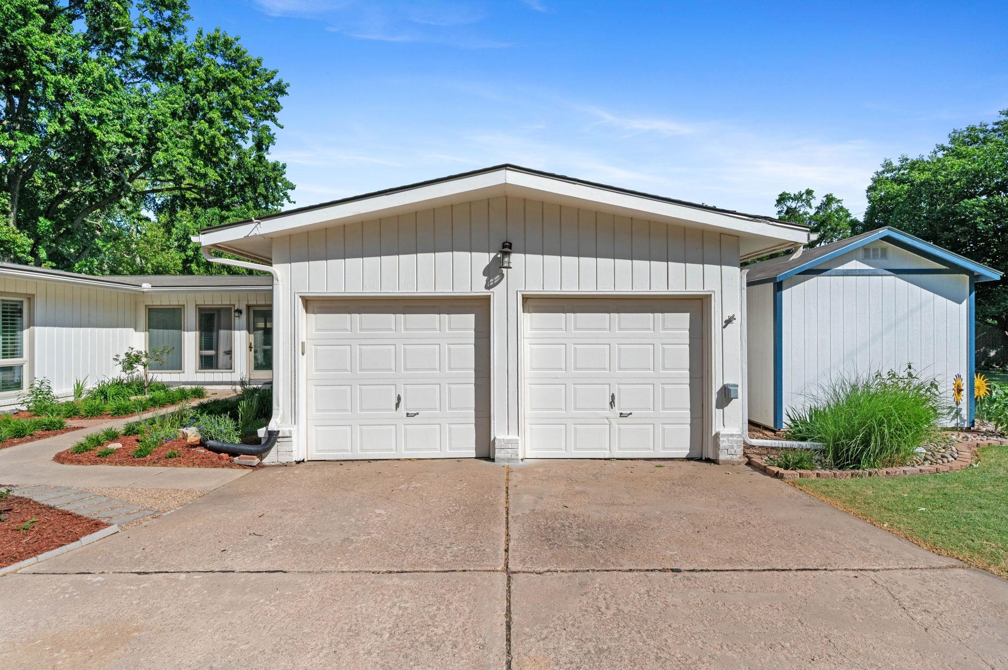 262 S Bonnie Brae Street Wichita KS 67207