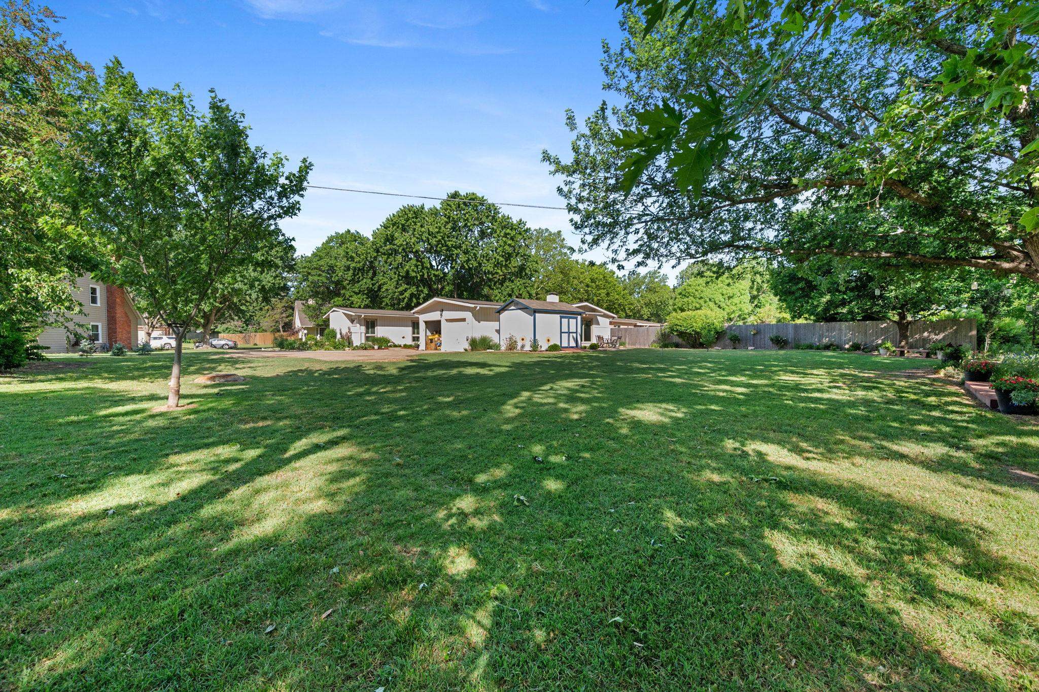 262 S Bonnie Brae Street Wichita KS 67207