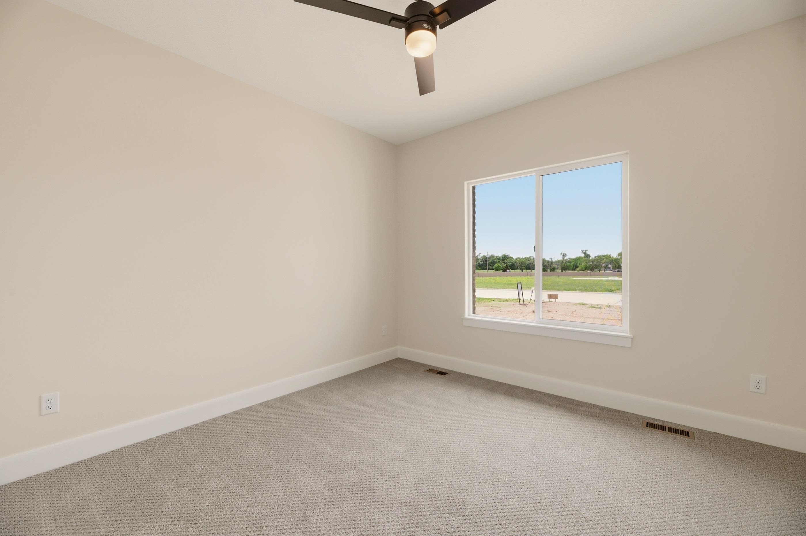 505 Maple Leaf Circle Newton KS 67114