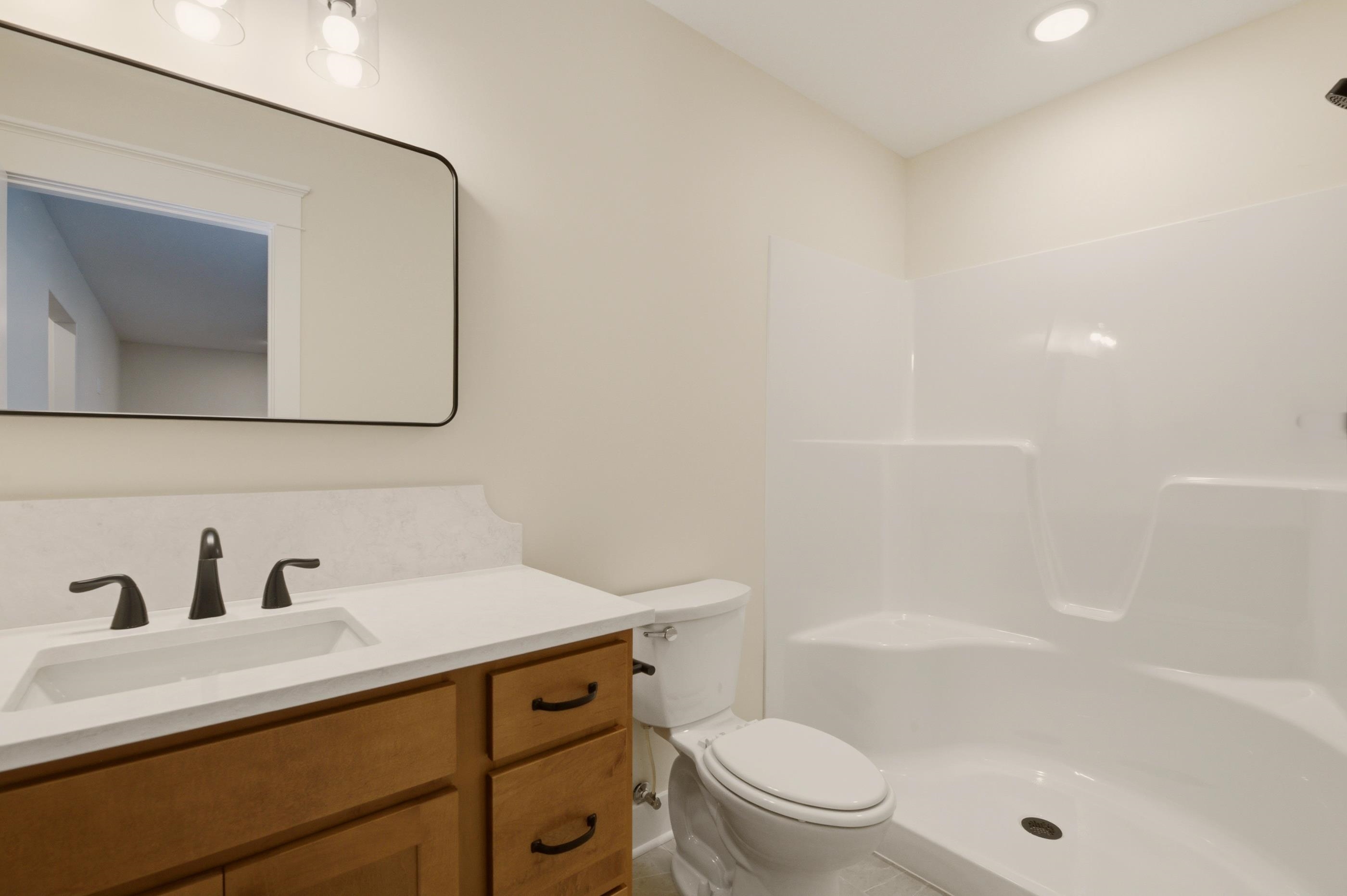 505 Maple Leaf Circle Newton KS 67114