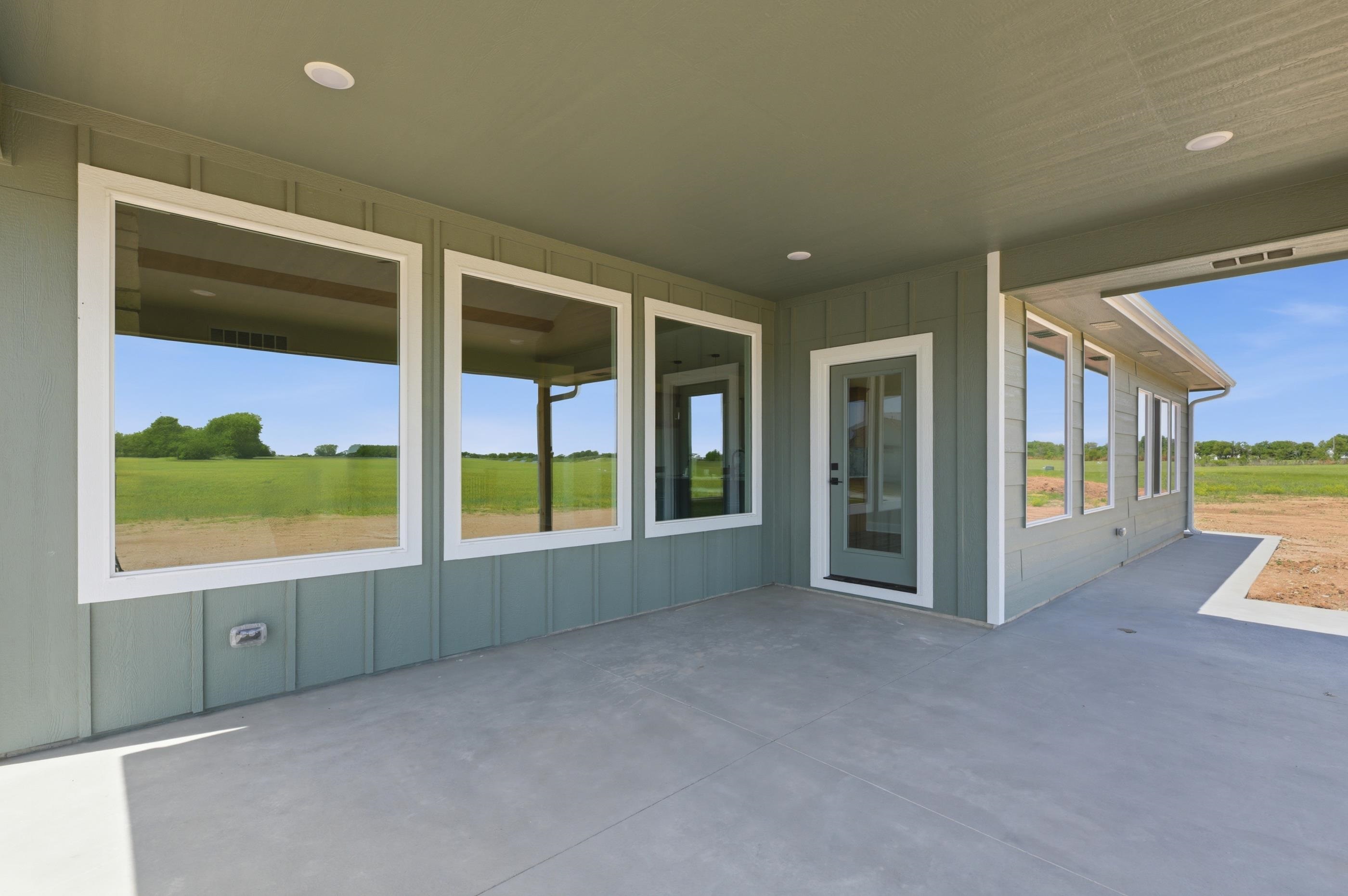 505 Maple Leaf Circle Newton KS 67114