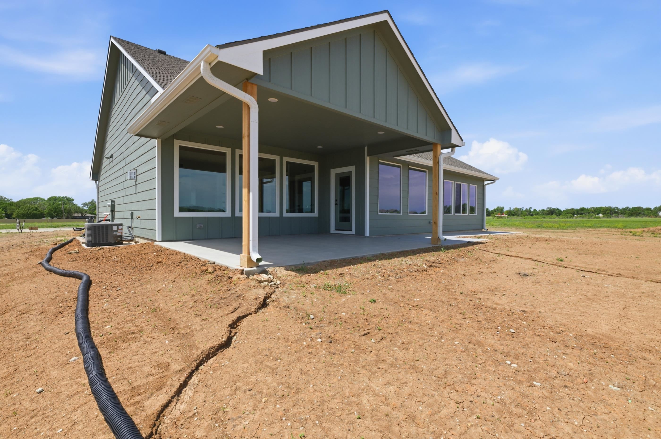 505 Maple Leaf Circle Newton KS 67114