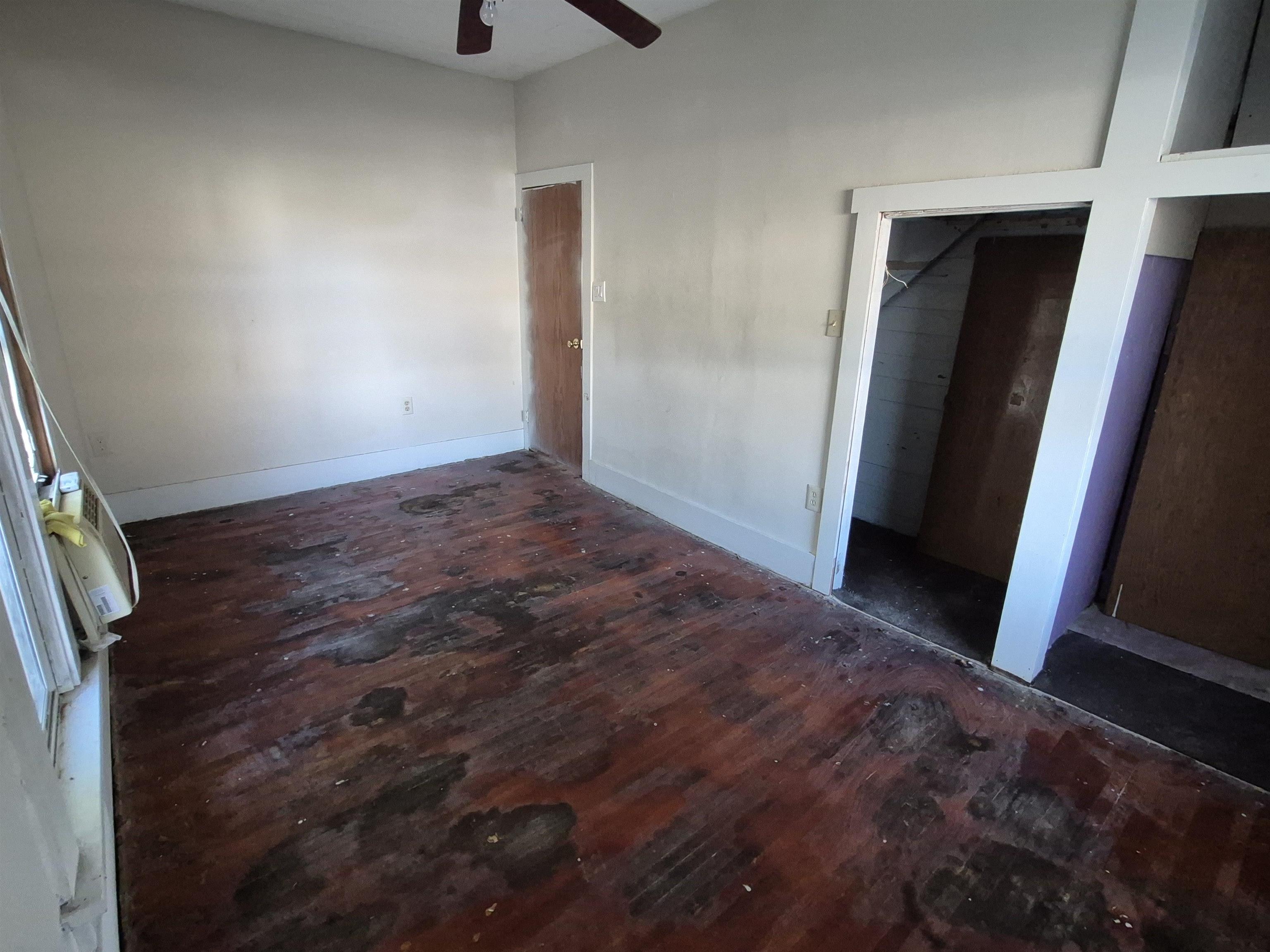 609 S B Street Arkansas City KS 67005-3411