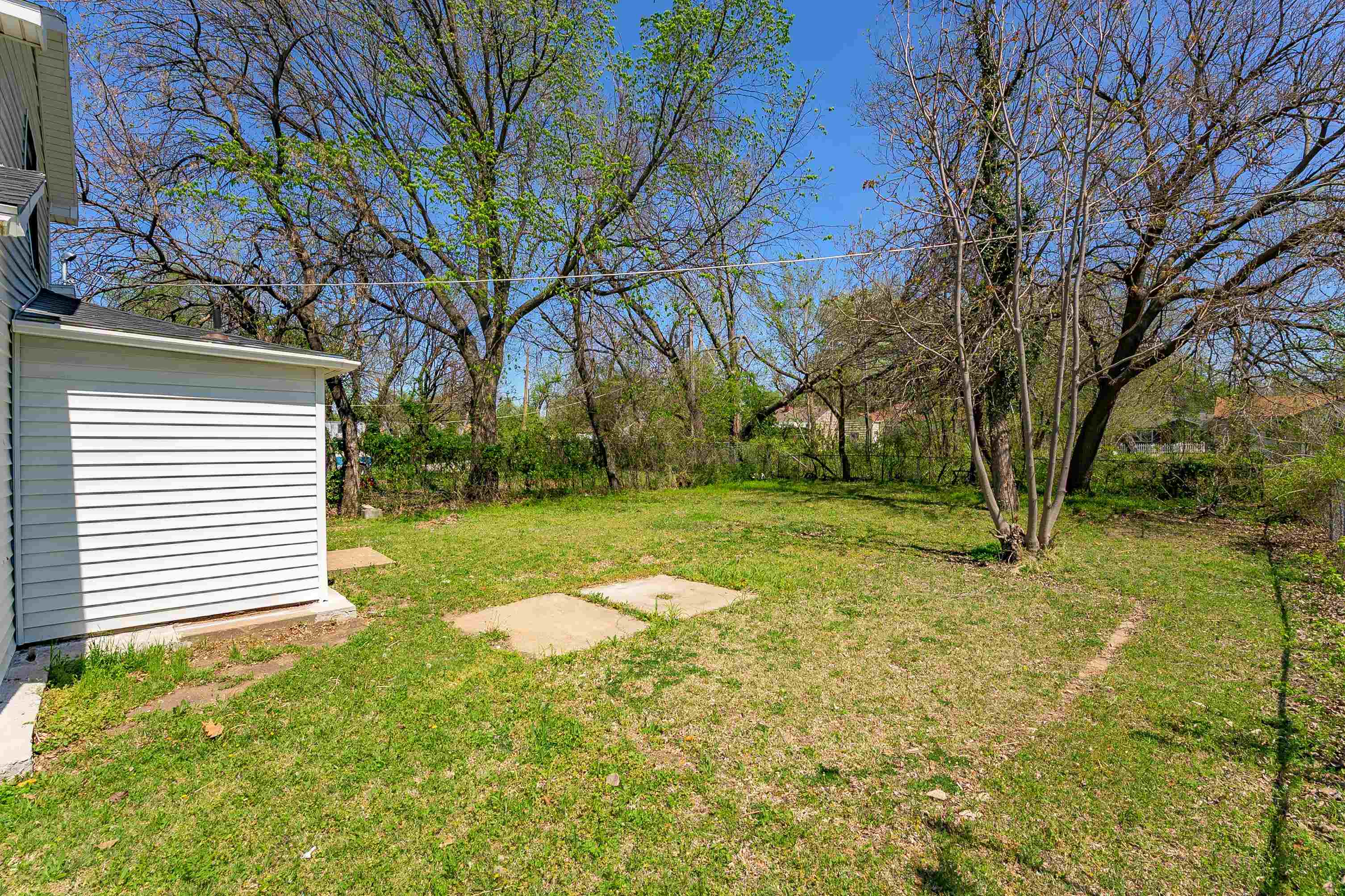 706 N Piatt Avenue Wichita KS 67214