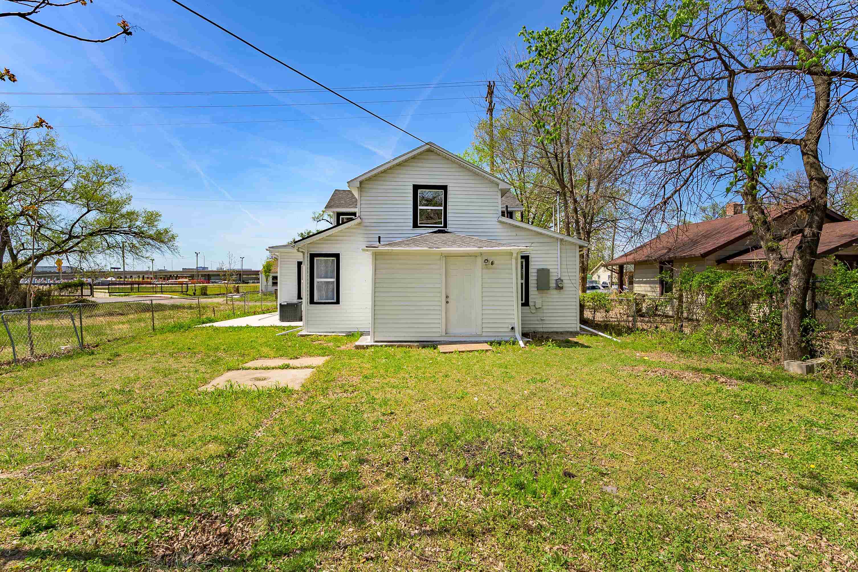 706 N Piatt Avenue Wichita KS 67214