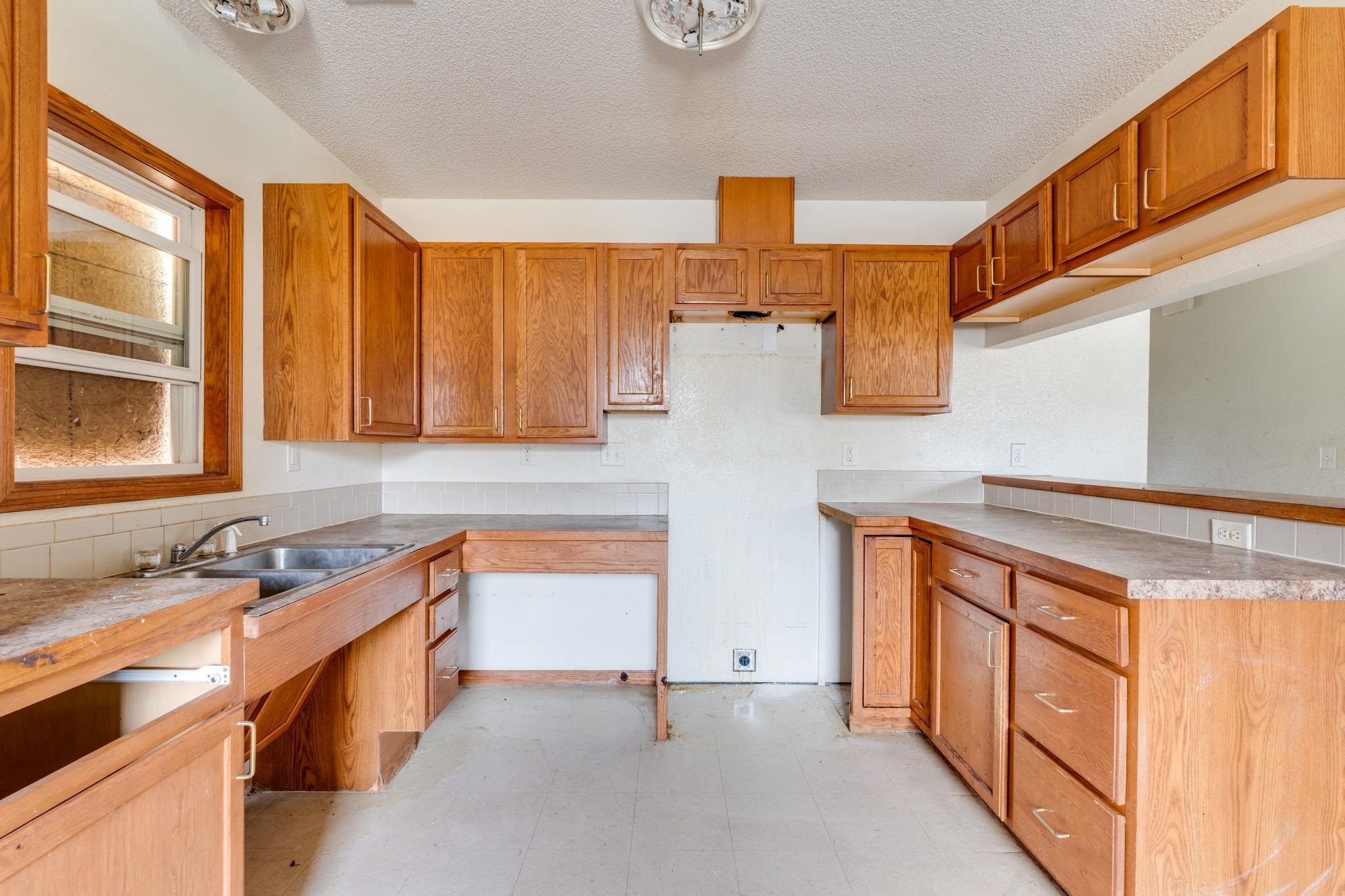 2511 N Chautauqua Avenue Wichita KS 67219