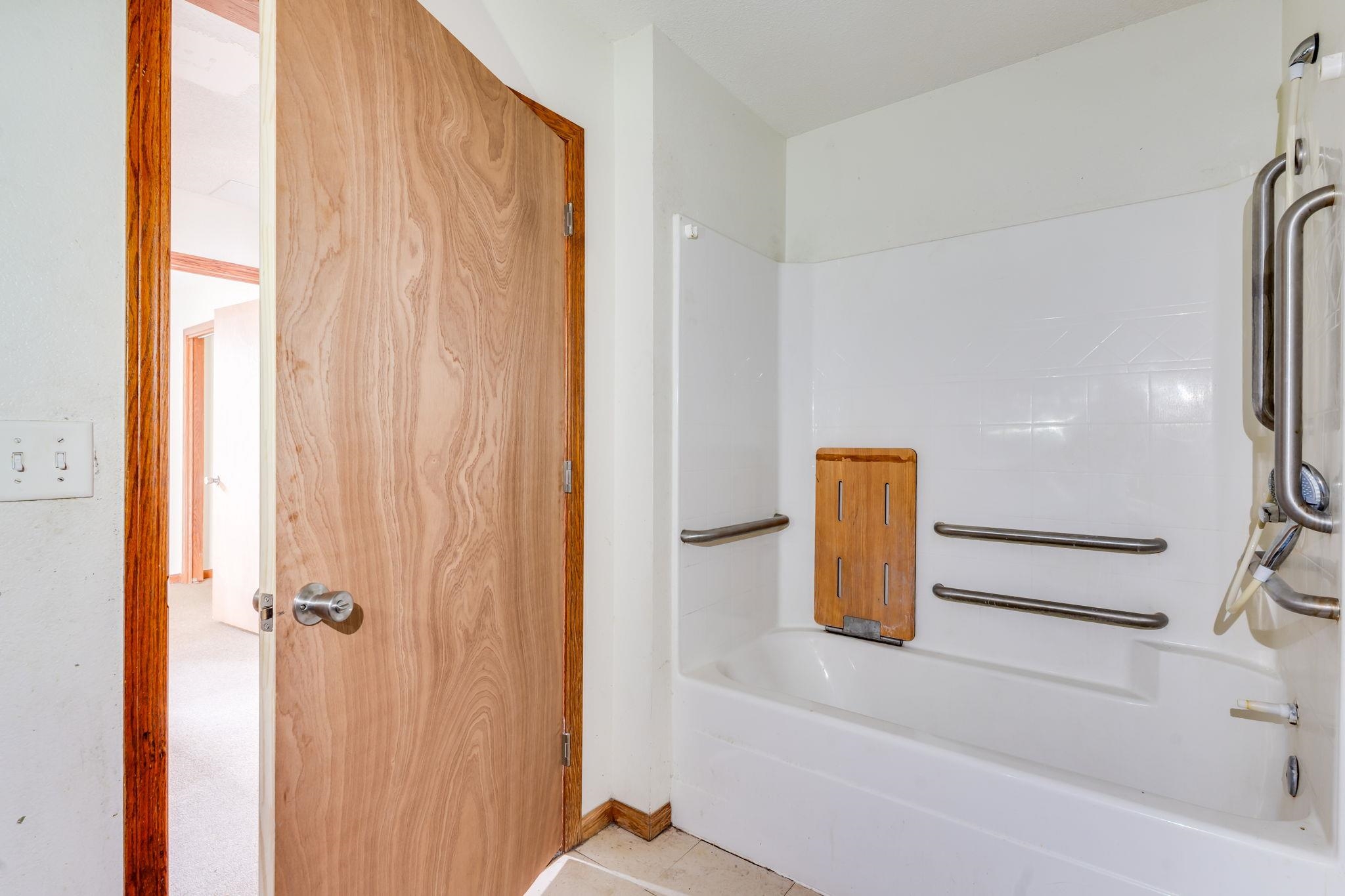 2511 N Chautauqua Avenue Wichita KS 67219
