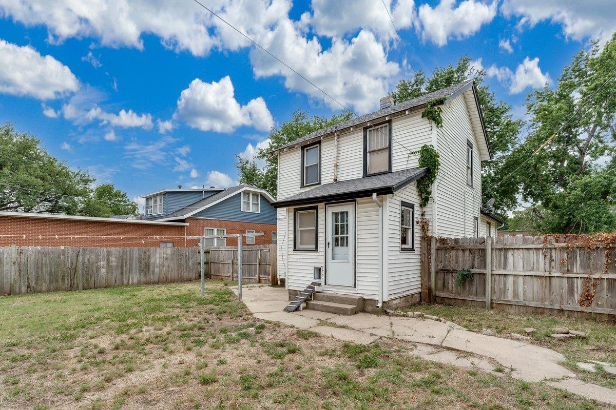158 N Mccomas Street Wichita KS 67203