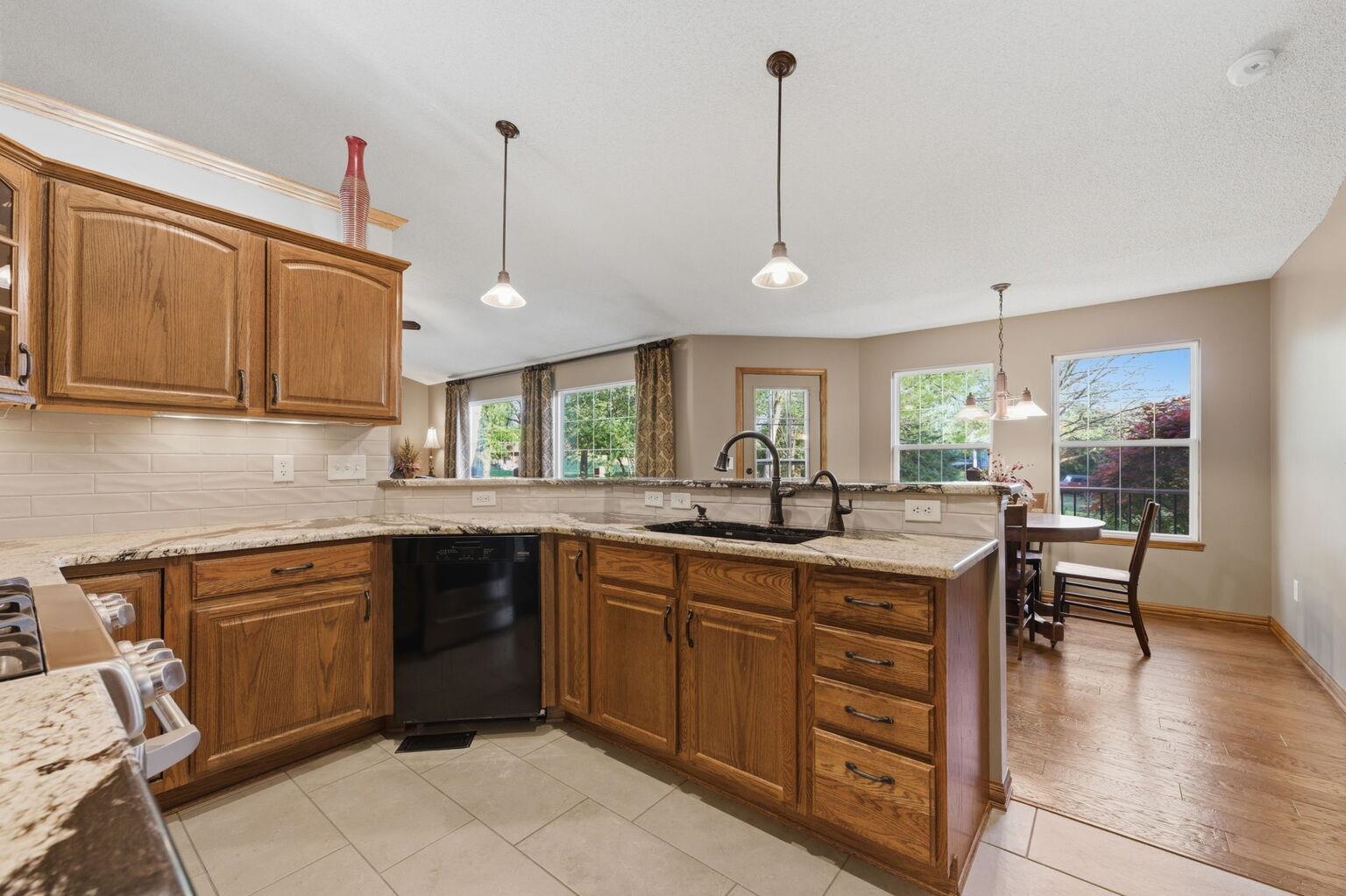 8416 W Shadow Lakes Street Wichita KS 67205