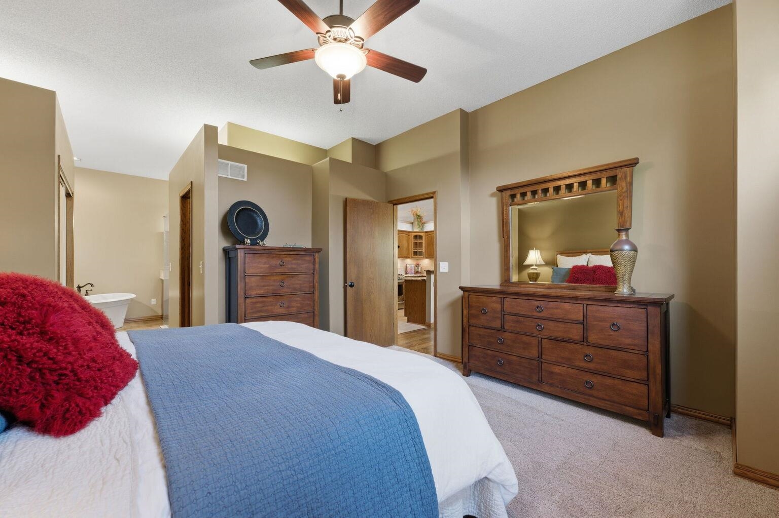8416 W Shadow Lakes Street Wichita KS 67205