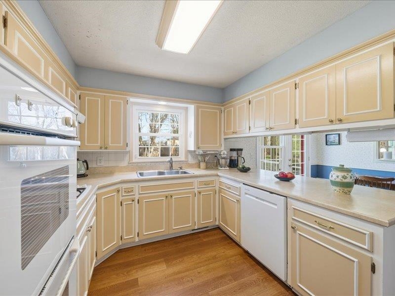 8302 E Limerick Wichita KS 67206