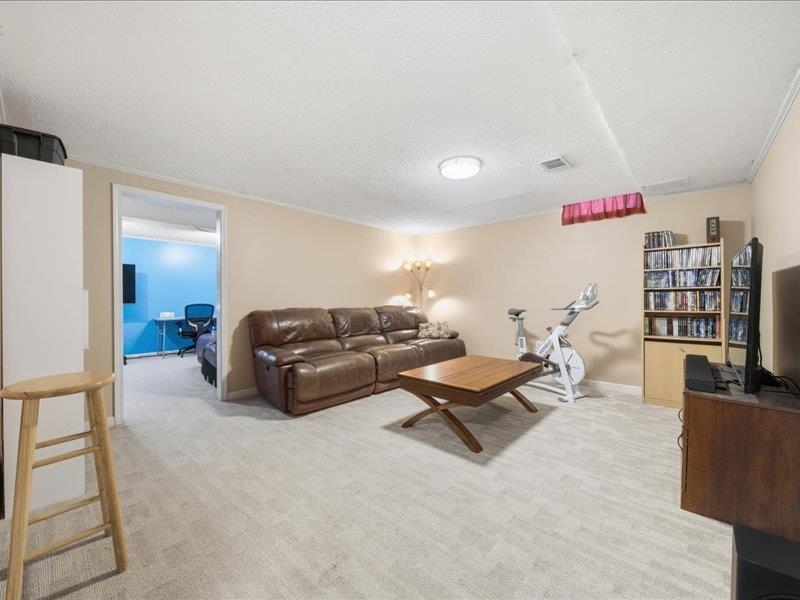8302 E Limerick Wichita KS 67206