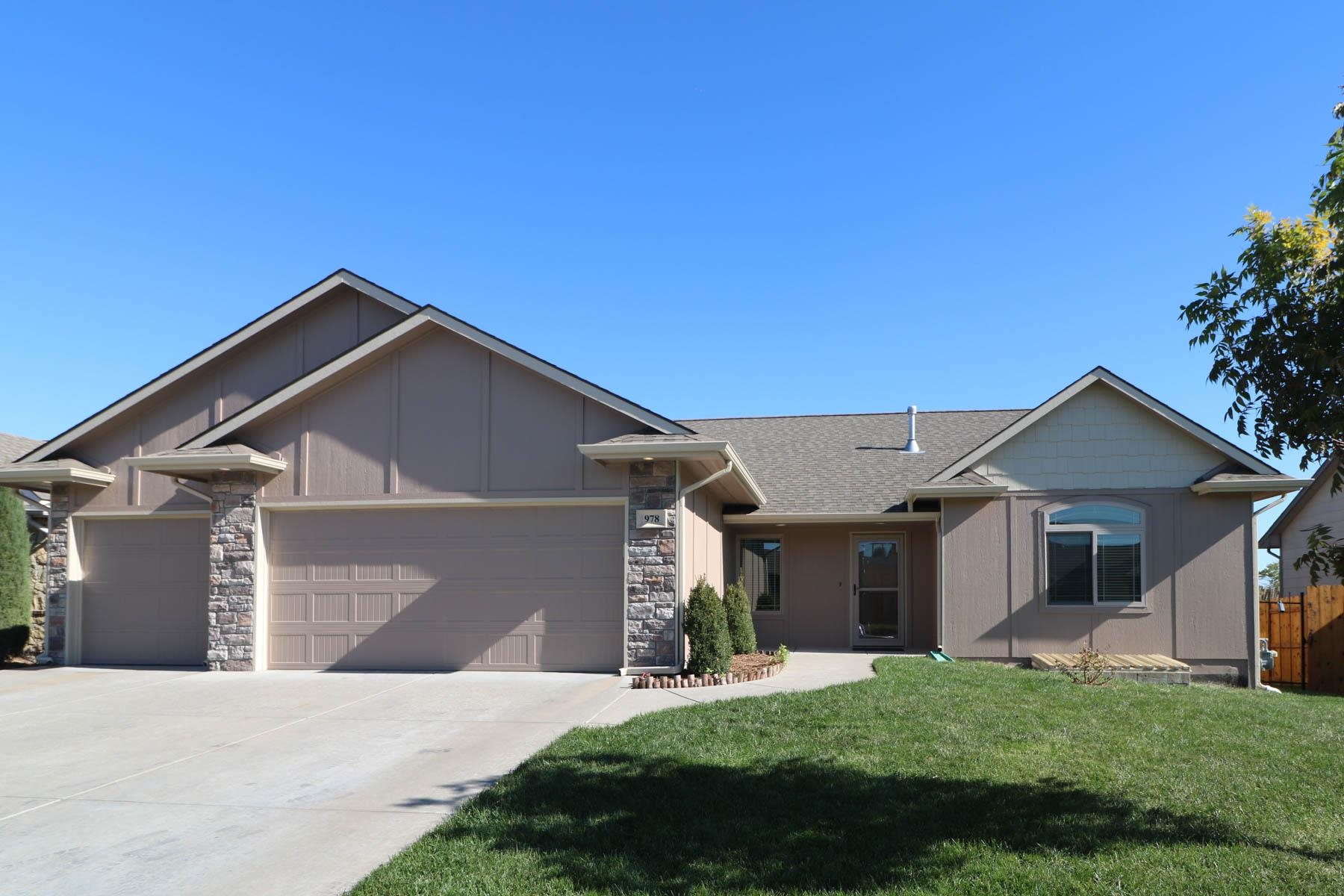 978 N Cedar Brook Circle Mulvane KS 67110