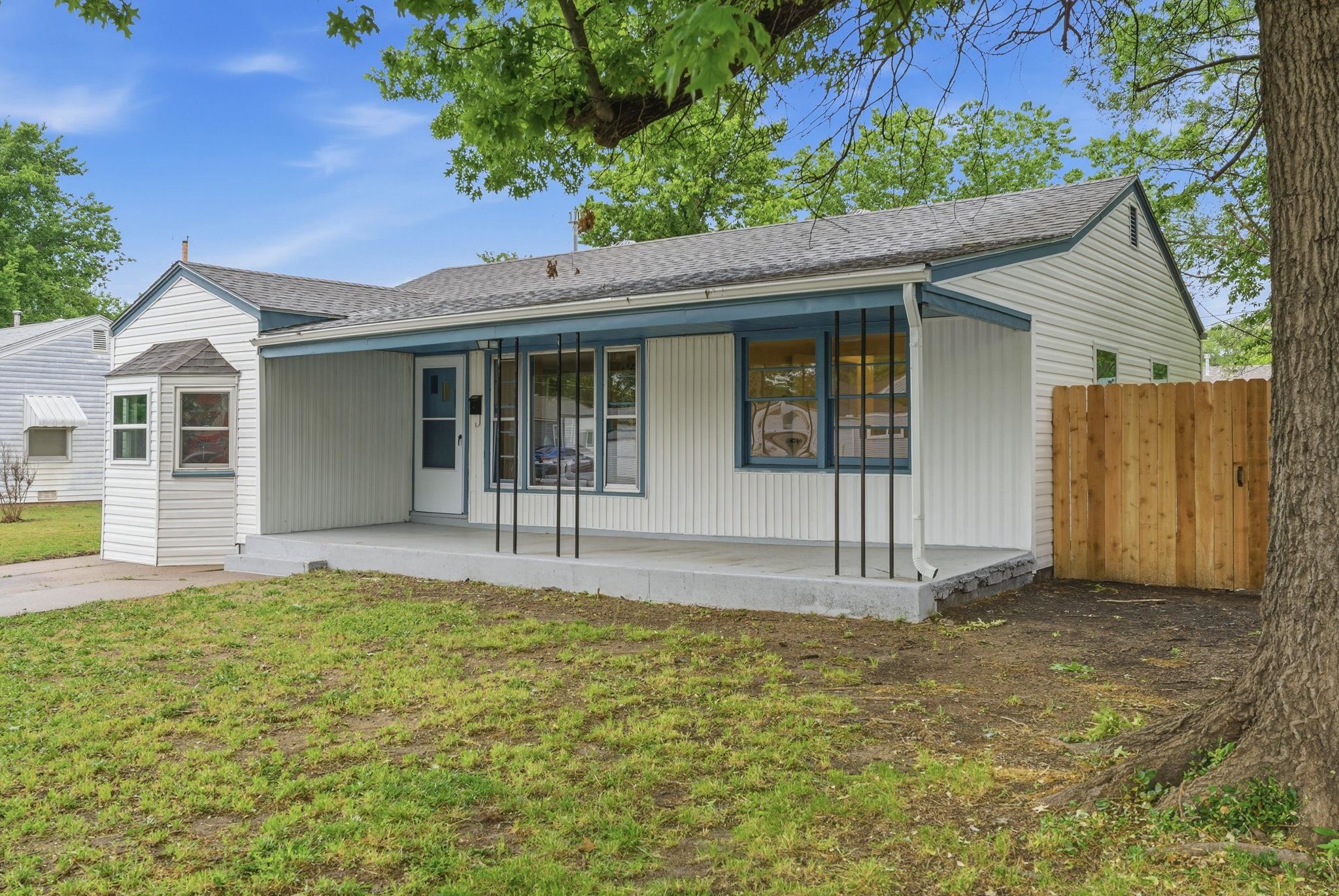 3018 E Southfork Court Wichita KS 67216