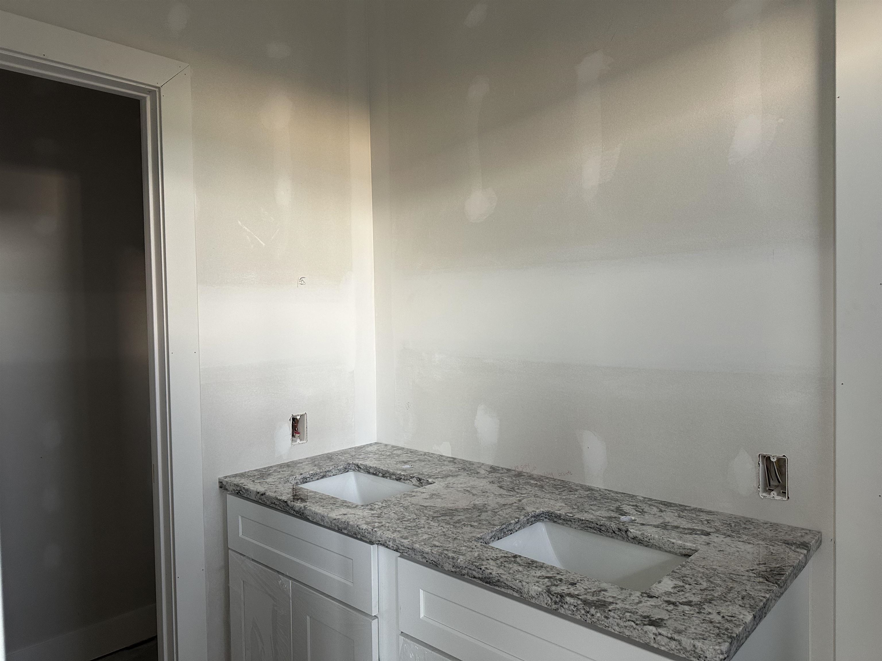4304 N Sunny Court Wichita KS 67205