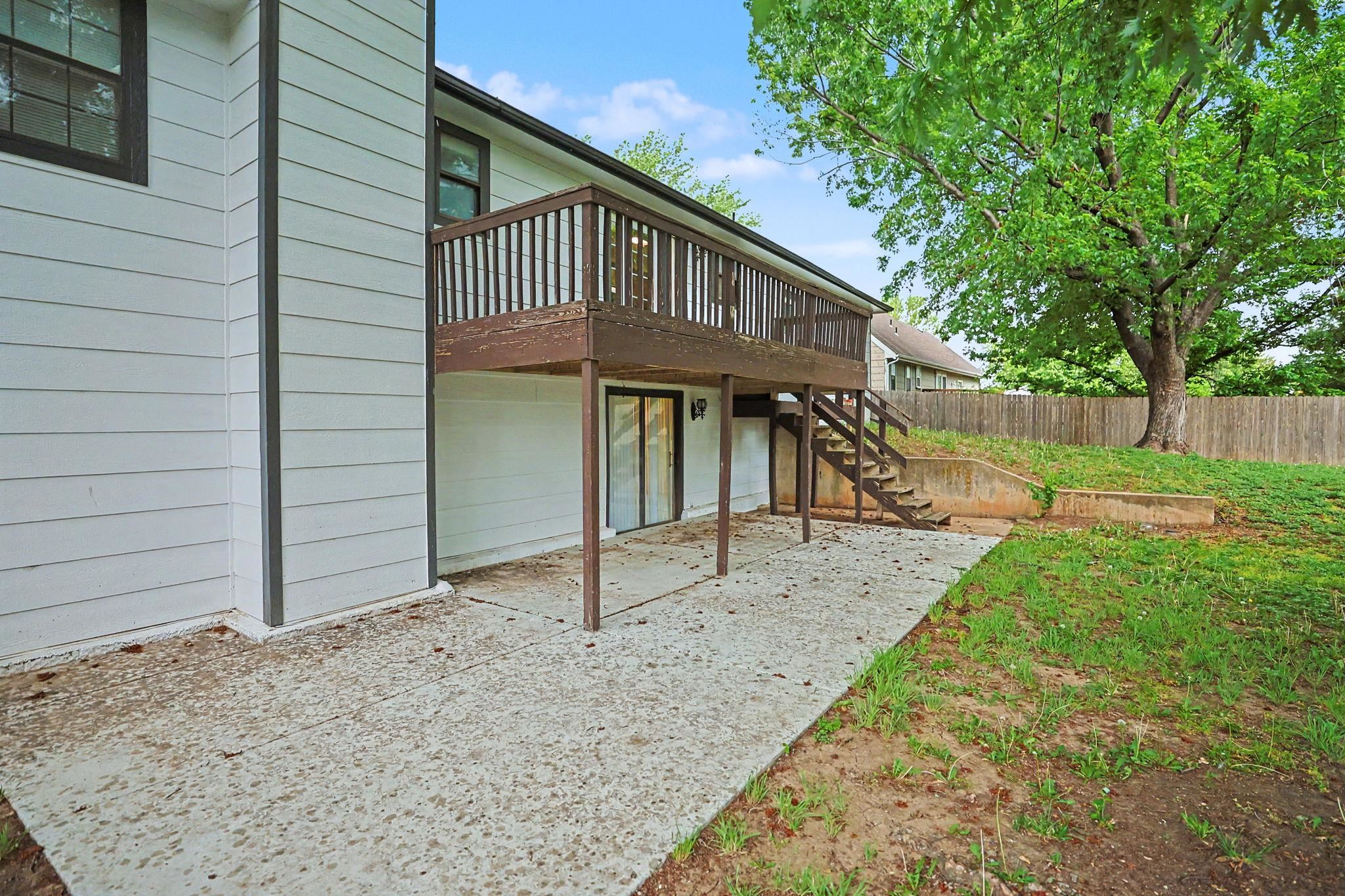 310 Valleyview Court Andover KS 67002