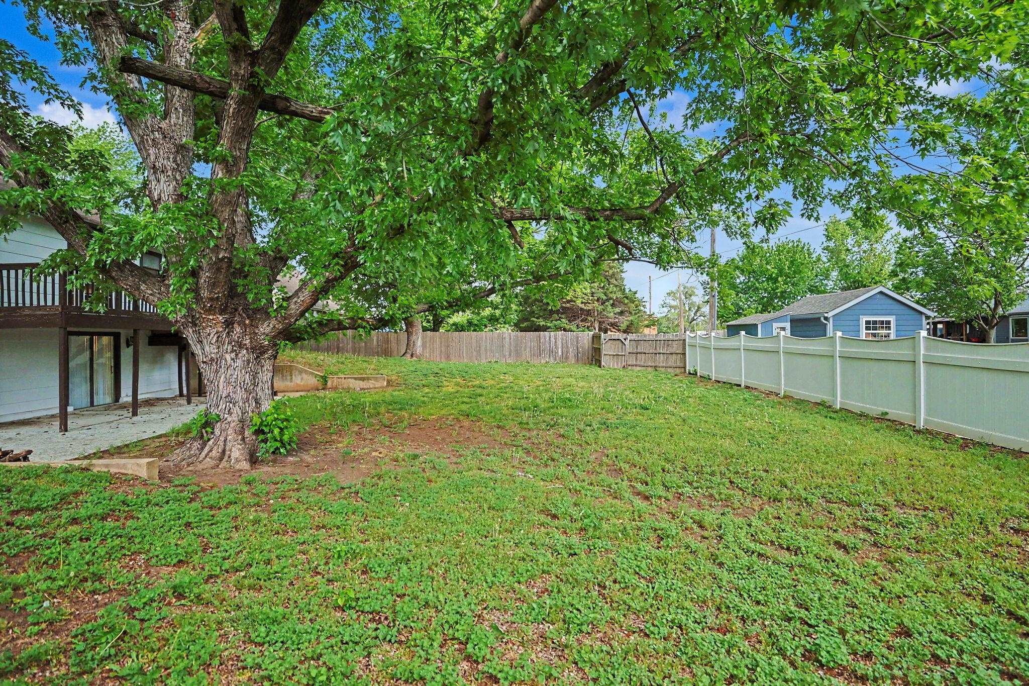 310 Valleyview Court Andover KS 67002
