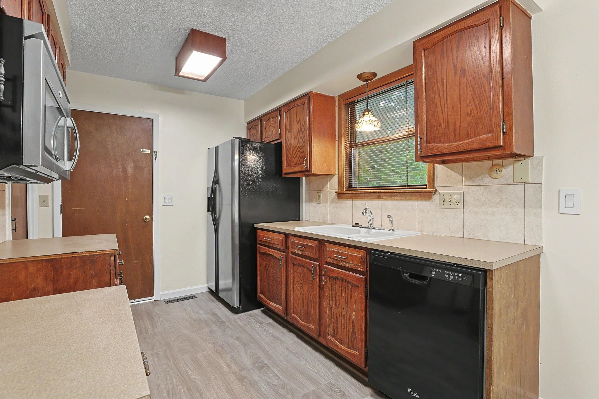 310 Valleyview Court Andover KS 67002