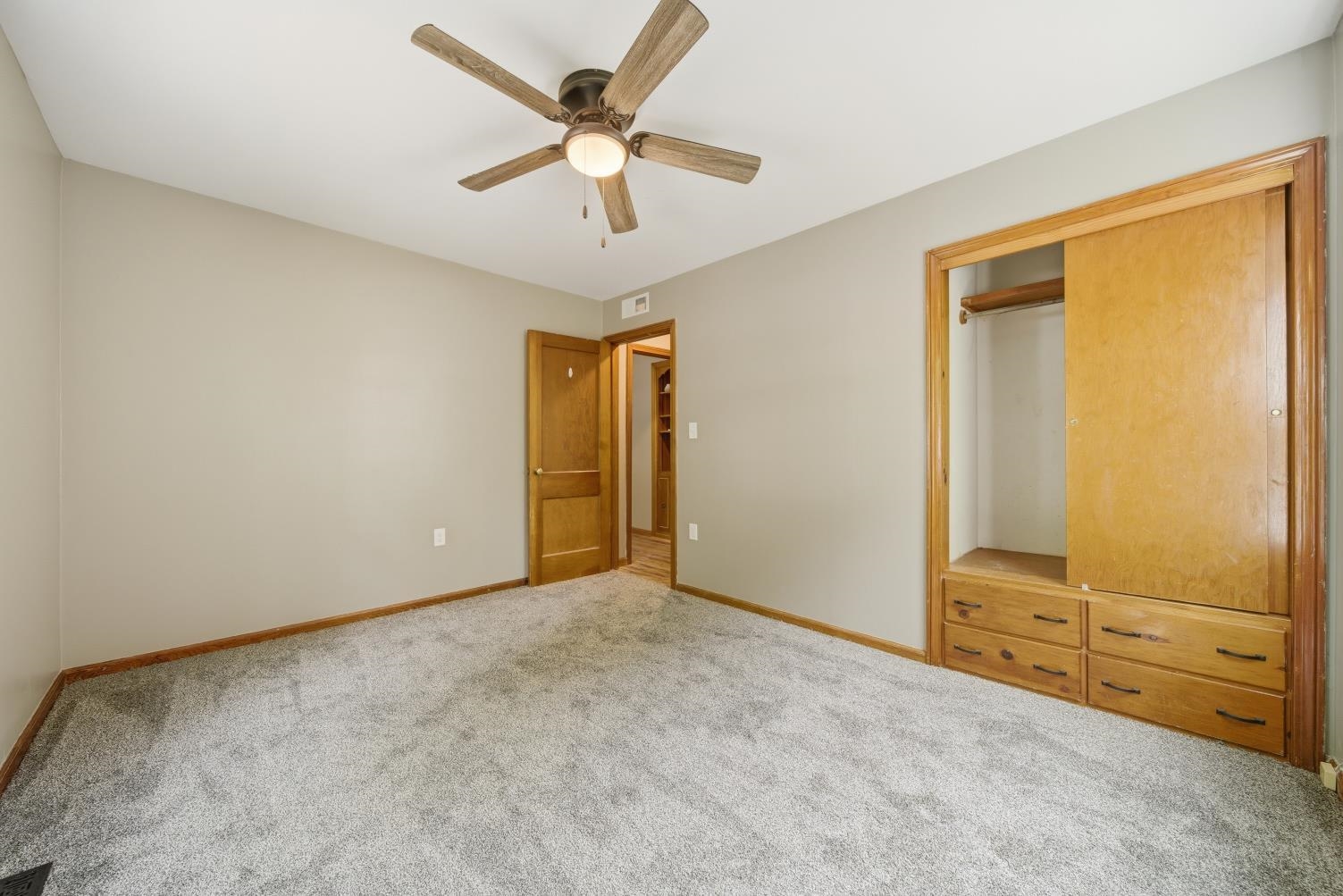 1612 N Cron Augusta KS 67010