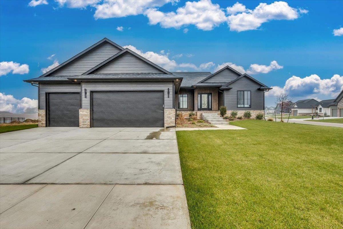 9713 W Cedar Lane Maize KS 67101