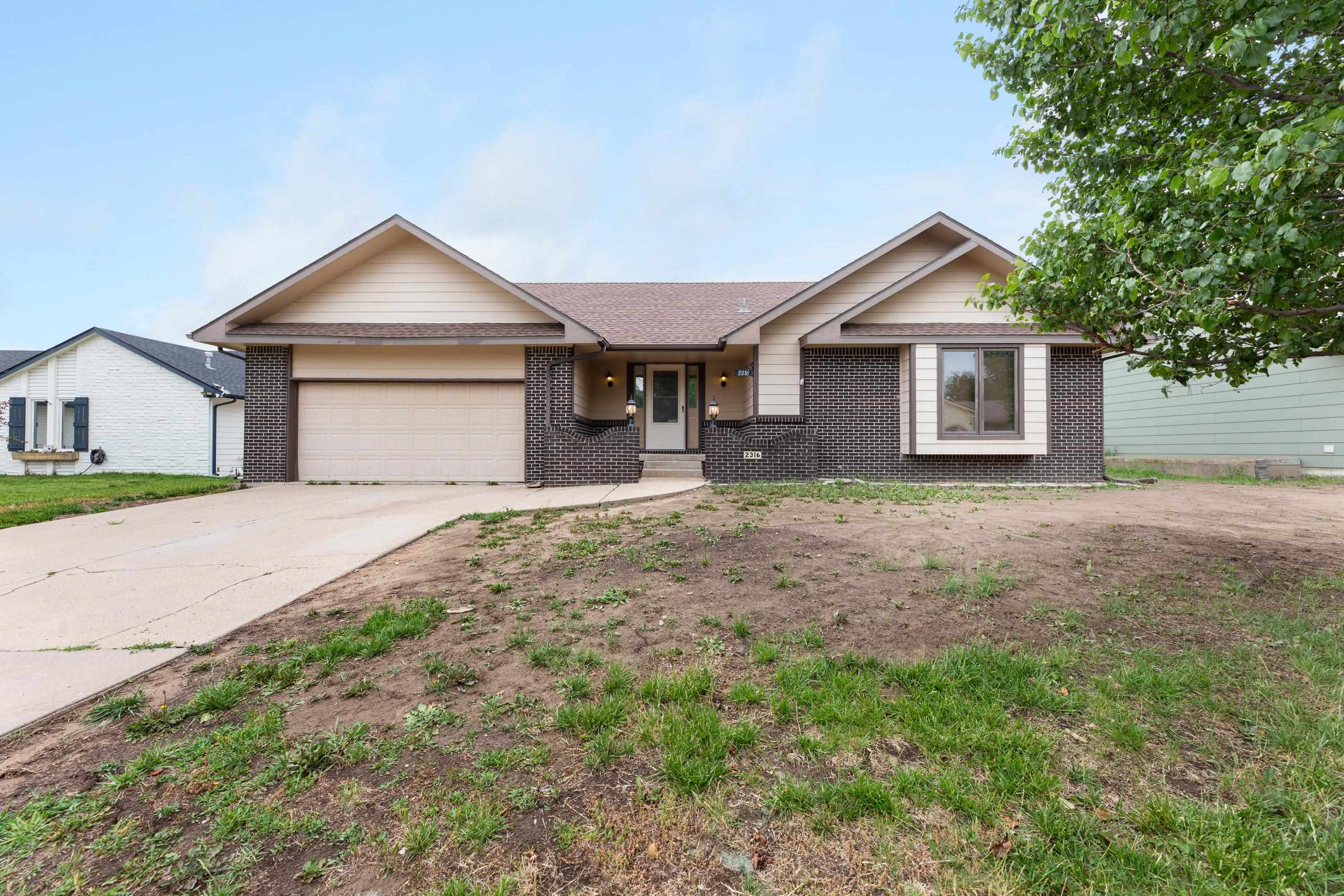 2316 S Linden Circle Wichita KS 67207