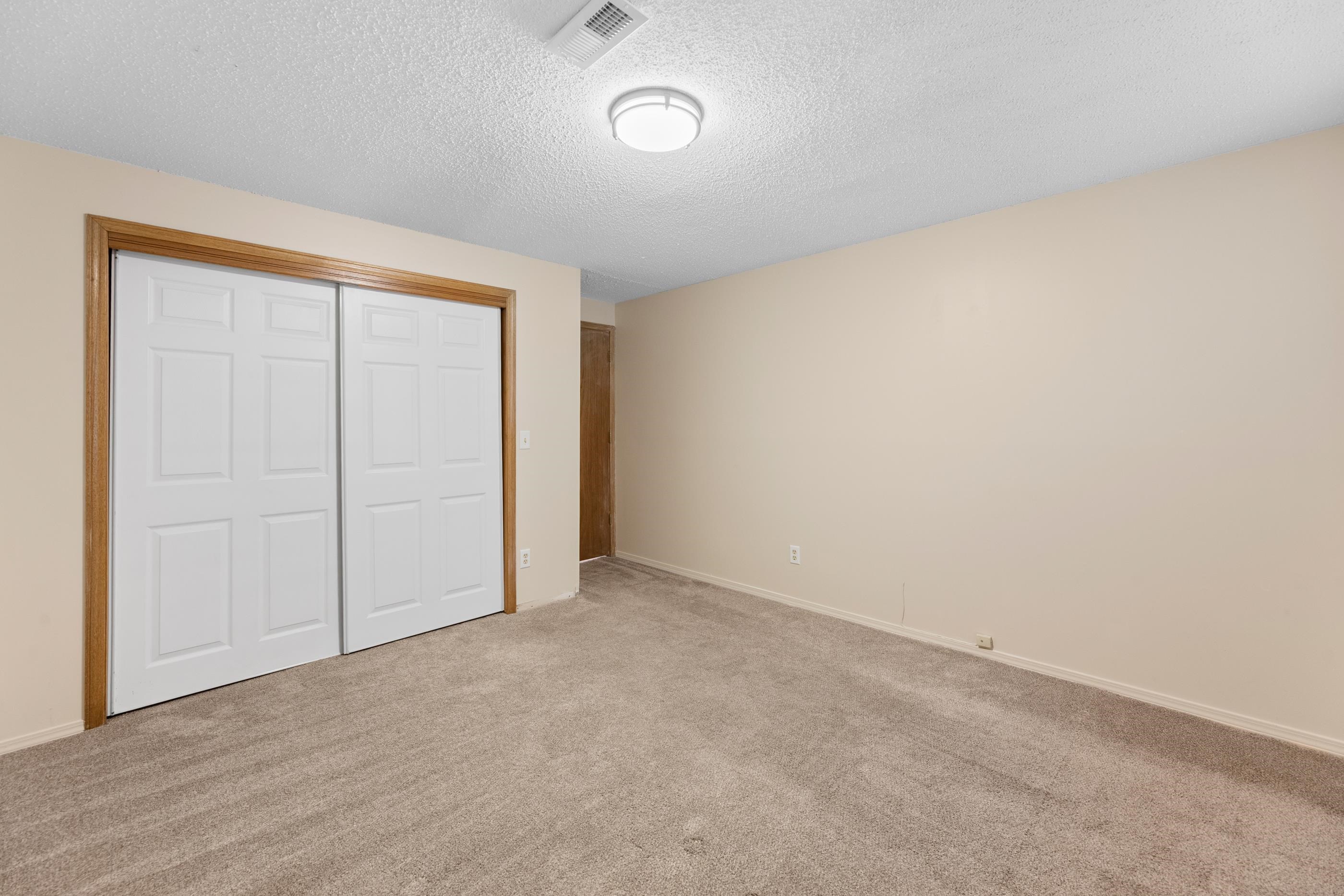 2316 S Linden Circle Wichita KS 67207