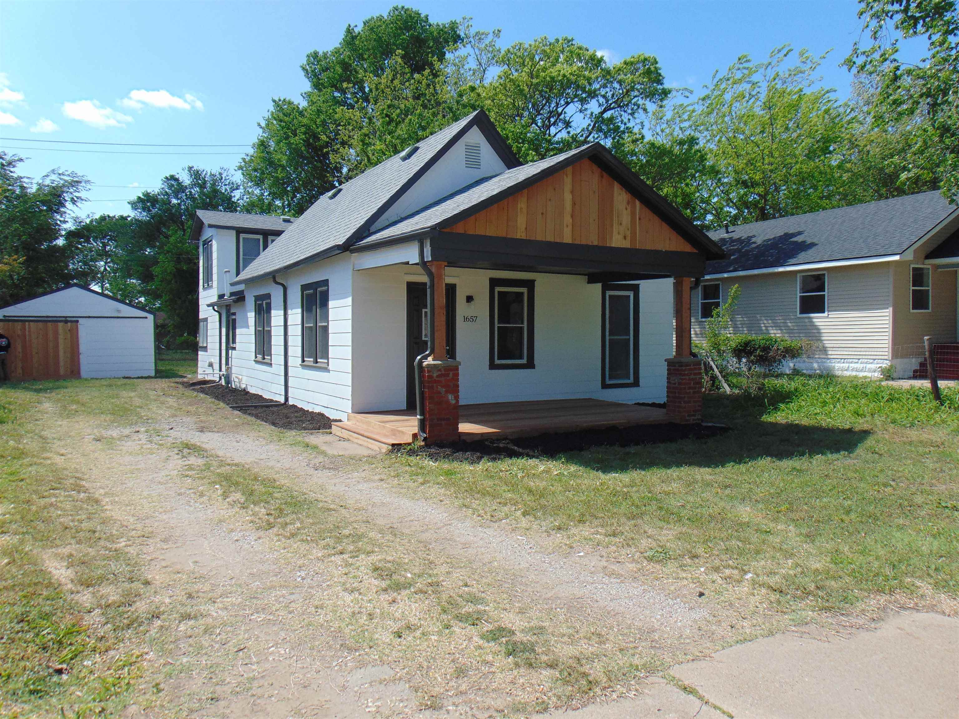 1657 S Gold Wichita KS 67213