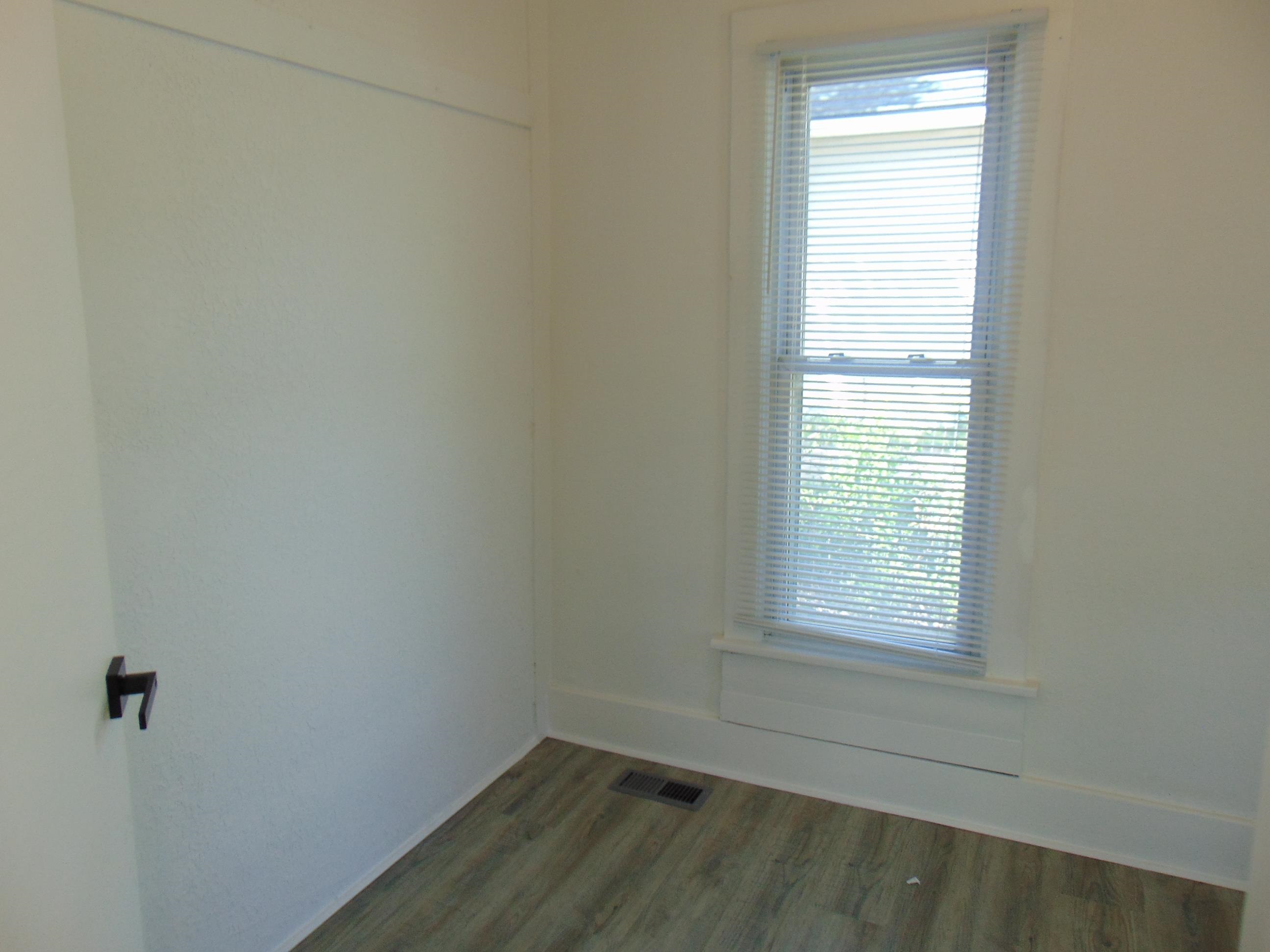 1657 S Gold Wichita KS 67213
