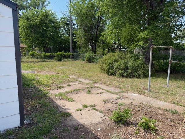 1657 S Gold Wichita KS 67213