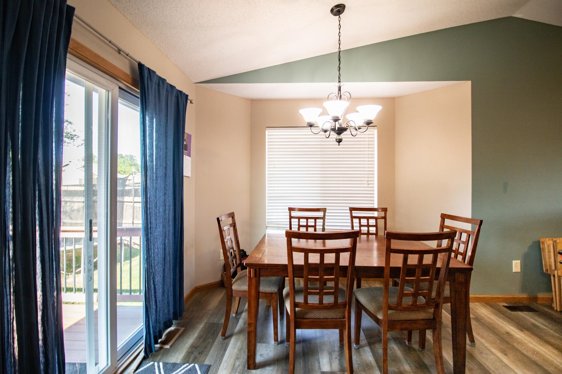 2212 E Carriage Drive Derby KS 67037